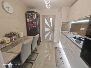 Apartament LUX MOBILAT SI UTILAT, LA 5 MIN DE METROU - imagine 10