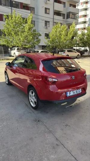 Vand Seat Ibiza 2010 1.2 benzina - imagine 4 Vand Seat Ibiza 2010 1.2 benzina - imagine 4
