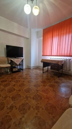 Apartament 2 camere, zona MB, etajul 2, decomandat, cu lift - imagine 3