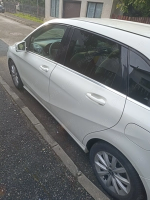 Autoturism MERCEDES B180 122CP Automata 2015 Euro6 - imagine 3