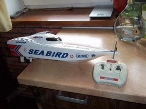 Vaporas cu telecomanda Sea Bird 