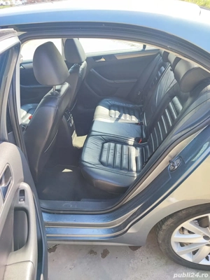 Volkswagen  Jetta - imagine 2