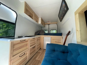 Autorulota Fiat Ducato L5H3 convertit in Stealth Campervan - imagine 4