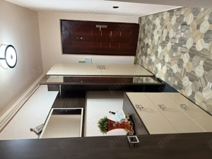 Proprietar, închiriez apartament ultracentral  - imagine 2