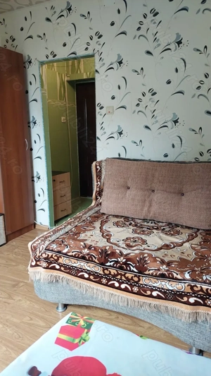 Ofer spre inchiriere garsoniera!