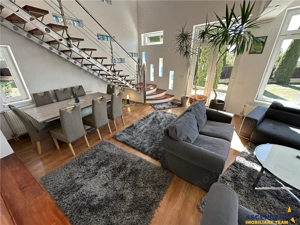 FILM! Casa premiata Romania, 1.600mp teren, gradina asezonata, Miercurea- Ciuc, Harghita: Tur 3D.