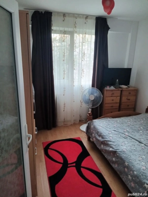Camera de închiriat in apartament cu 2 camere