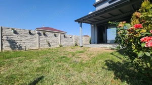 Triplex Giroc - 3 camere - constructie 2021 - mobilat si utilat - 150.000 Euro - imagine 2