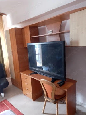 Închiriez apartament cu o cameră  - imagine 4 Închiriez apartament cu o cameră  - imagine 4