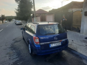 Vând Opel Astra H
