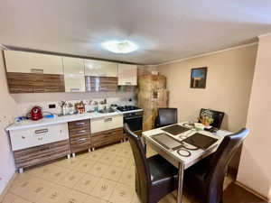 Casă Tifesti teren si vie - imagine 6