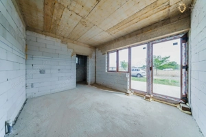 Casă de vânzare cu 3 camere in Mândruloc - imagine 9