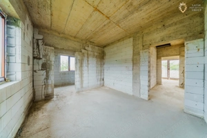 Casă de vânzare cu 3 camere in Mândruloc - imagine 11