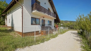 Comision 0%! Vilă modernă, în mijlocul naturii - imagine 2