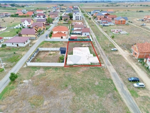 Teren 805 m², front stradal 40 ml, fundație existentă