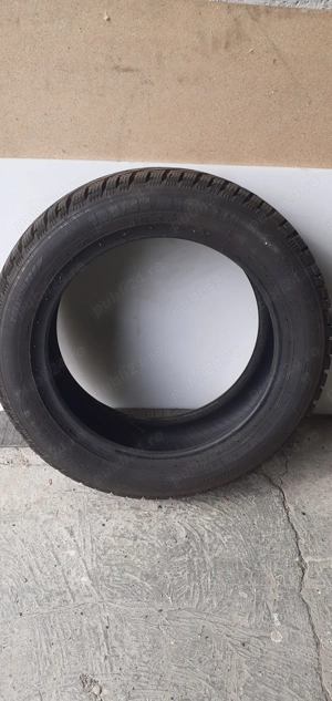 Vând anvelope iarna logan 3 prestige195/55/16