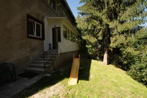 Apartament central cu curte