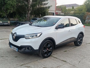 Renault Kadjar Energy DCI 130 4WD 4 4  Bose Edition - imagine 2 Renault Kadjar Energy DCI 130 4WD 4 4  Bose Edition - imagine 2