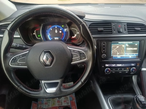 Renault Kadjar Energy DCI 130 4WD 4 4  Bose Edition - imagine 10 Renault Kadjar Energy DCI 130 4WD 4 4  Bose Edition - imagine 10