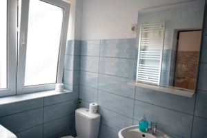 Apartament central cu curte - imagine 8