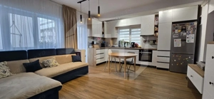 Apartament cu 3 camere 60 mp utili, 2 bai, zona Cetatii