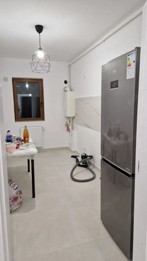 Apartament 2 camere decomandat Aparatori Patriei 57 mp etaj 6 mobilat - imagine 5