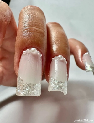 manichiura gel  - imagine 2