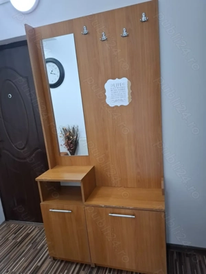 Vand cuier pentru hol