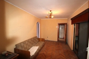 Apartament cu 3 camere in Micro 19 - imagine 2