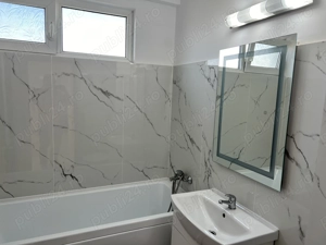 Închiriez Apartemnt 2 camere zona piața Ovidiu  - imagine 8