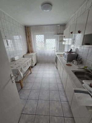 Vand apartament 3 camere langa Liceul Lucian Blaga - imagine 6 Vand apartament 3 camere langa Liceul Lucian Blaga - imagine 6