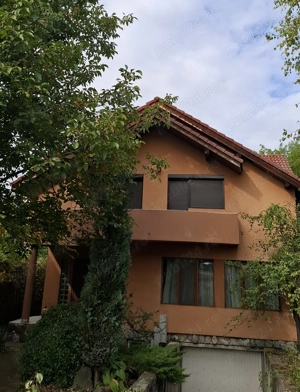 casa si spatiu comercial