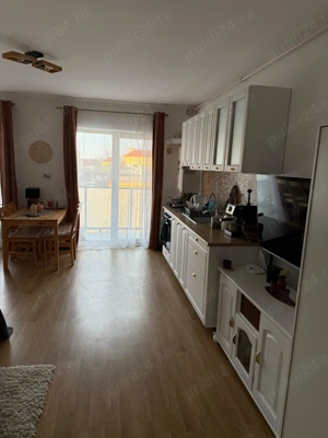 Apartament 3 camere, decomandat, Calea București   470  