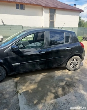 Usa usi geamuri Renault Clio 3 hatchback si break Grandtour - imagine 2