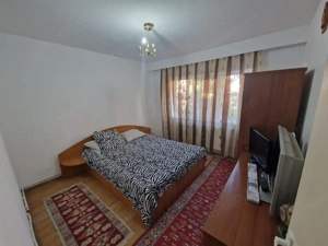 Apartament 3 camere, 71 mp, zona Hotvon - imagine 5