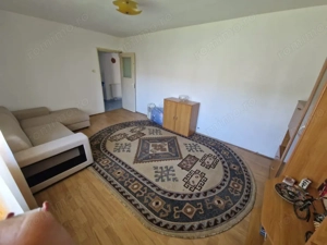 Apartament 3 camere, 71 mp, zona Hotvon - imagine 2