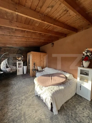 VILĂ deosebită cu piscină și panoramă spre pădure - imagine 13