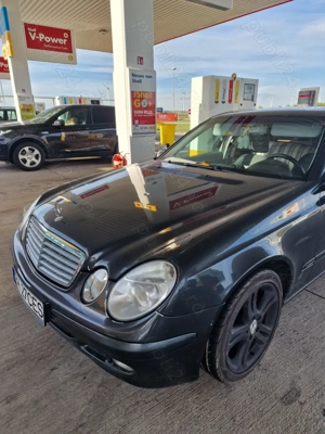 Mercedes-Benz E220 cdi 2004