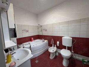 Vand casa Liceul nr 2 - imagine 4