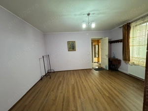 Vand casa Liceul nr 2 - imagine 9