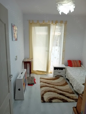 Vând apartament nou ,finisat,mobilat, 3 camere, terasa 75mp, parcare,locație excelenta - imagine 4