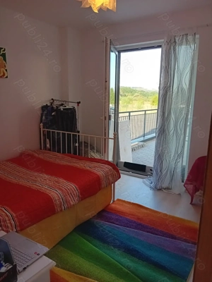 Vând apartament nou ,finisat,mobilat, 3 camere, terasa 75mp, parcare,locație excelenta - imagine 5