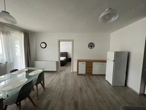 Închiriez apartament  - imagine 4