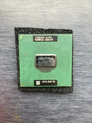 procesoare socket mPGA478 - imagine 2