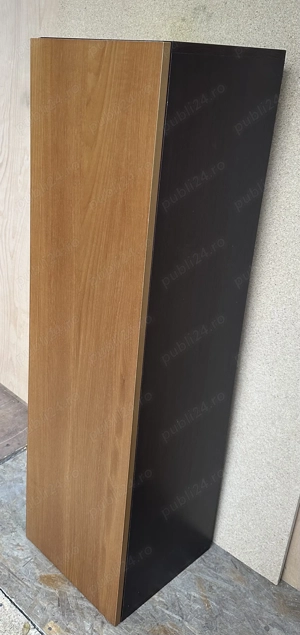 2 buc Dulap suspendat cu rafturi; Mic dulap Soldat cu etajere