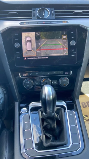 Volkswagen Passat Variant 2.0 TDI DSG R-LINE - imagine 6 Volkswagen Passat Variant 2.0 TDI DSG R-LINE - imagine 6