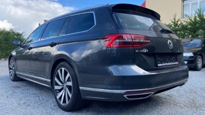 Volkswagen Passat Variant 2.0 TDI DSG R-LINE - imagine 5 Volkswagen Passat Variant 2.0 TDI DSG R-LINE - imagine 5