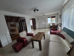 Casă tip triplex de vânzare, 100 mp, zona Centrală - imagine 4 Casă tip triplex de vânzare, 100 mp, zona Centrală - imagine 4