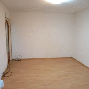 Propietar,vand apartament 2 camere ,semidecomandat in Constanta ,zona Groapa Penny market