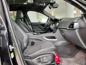 Jaguar F-Pace AWD 2020 - imagine 13 Jaguar F-Pace AWD 2020 - imagine 13